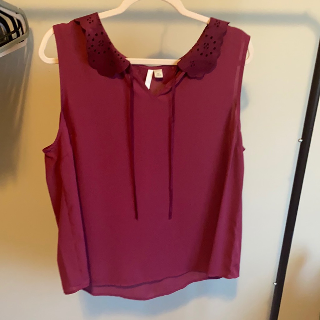 Maroon Collared Top